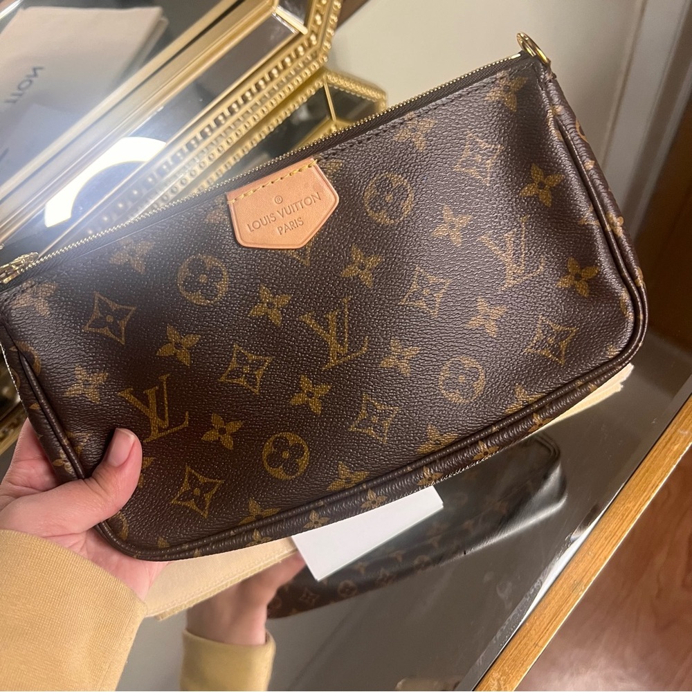 Louis Vuitton pouch